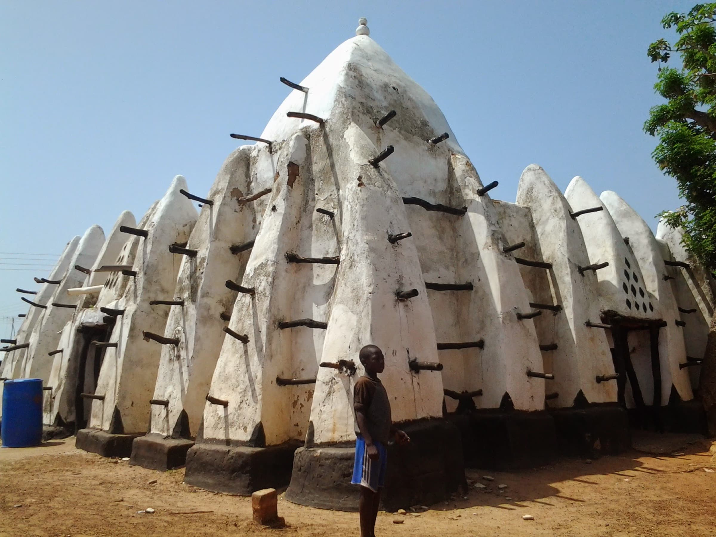 Full view of the Larabanga Mosque, the oldest mosque in Ghana